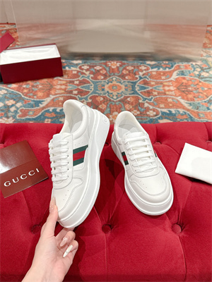 Gucci Sneakers Women/Men 38993