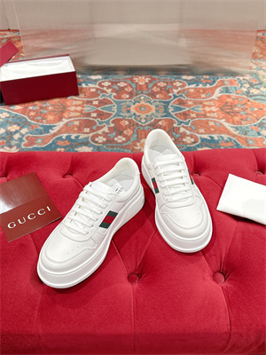 Gucci Sneakers Women/Men 38993