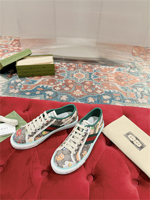 Gucci Sneakers Women/Men 38996