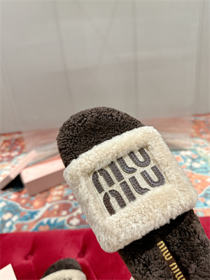 Miumiu Slipper Women 39004
