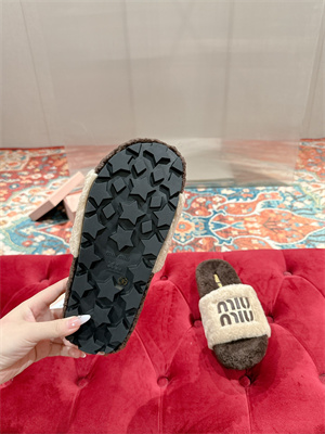 Miumiu Slipper Women 39004