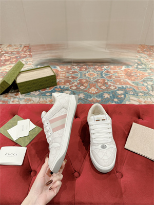 Gucci Sneakers Women/Men 39013