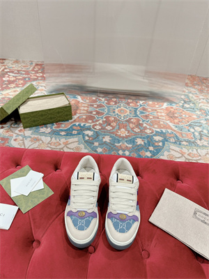 Gucci Sneakers Women/Men 39015