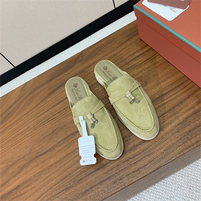 Loro Piana Mule Women 39018