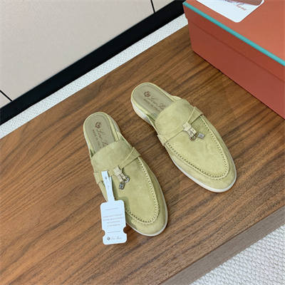 Loro Piana Mule Women 39018