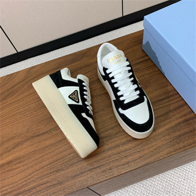 Prada Sneakers Women 39021