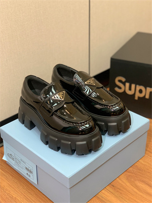 Prada Loafer Women/Men 39023