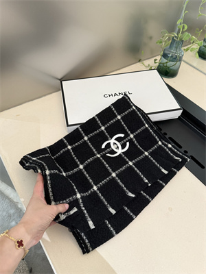 Chanel Wool Scarf 38929