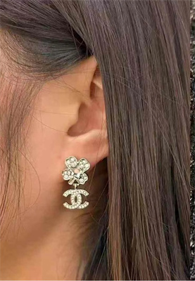 Chanel Earrings 38989
