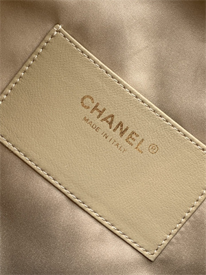 Chanel 25 Medium Handbag Grained Calfskin Gold Tone Metal White AS5311