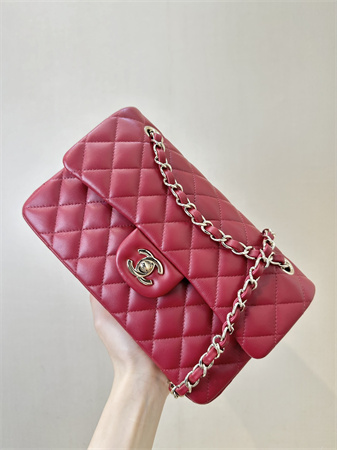 Chanel Small Classic Flap Bag Lambskin Gold Tone Metal Red Color 01117 TOP
