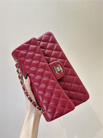 Chanel Medium Classic Flap Bag Lambskin Gold Tone Metal Red Color 01112 TOP