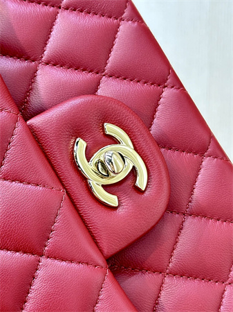 Chanel Medium Classic Flap Bag Lambskin Gold Tone Metal Red Color 01112 TOP
