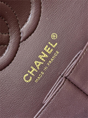Chanel Medium Classic Flap Bag Grained Calfskin Gold Tone Metal Chocolate 01112 TOP