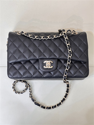 Chanel Medium Classic Flap Bag Grained Calfskin Gold Tone Metal Black 01112 TOP