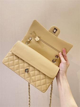 Chanel Medium Classic Flap Bag Grained Calfskin Gold Tone Metal Beige 01112 TOP
