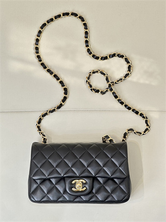 Chanel Mini Classic Flap Bag Lambskin Gold Tone Metal Black Color 01116 TOP