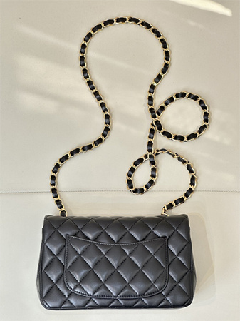 Chanel Mini Classic Flap Bag Lambskin Gold Tone Metal Black Color 01116 TOP