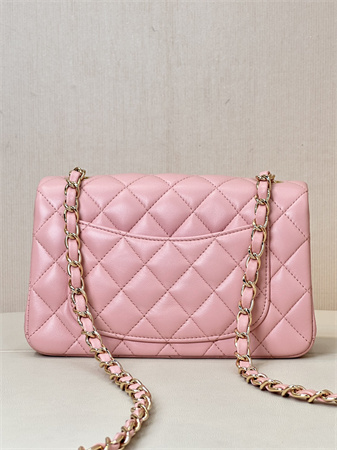 Chanel Mini Classic Flap Bag Lambskin Gold Tone Metal Sakura Pink Color 01116 TOP