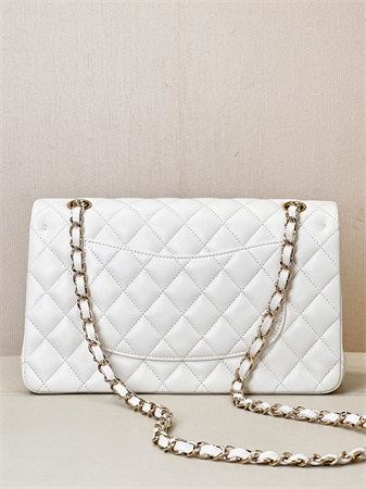 Chanel Medium Classic Flap Bag Lambskin Gold Tone Metal White 01112 TOP