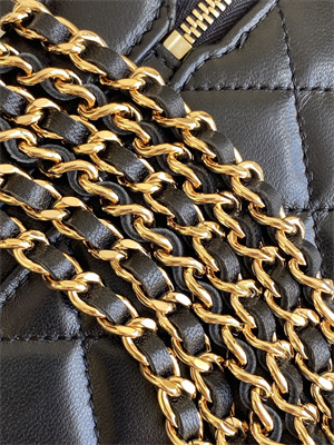 Chanel Vanity With Chain Shinny Lambskin , Strass & Gold-Tone Metal Black AP4804