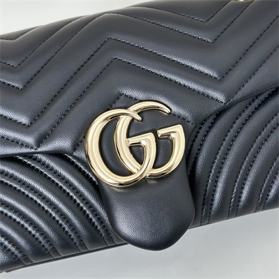 Gu.cci GG Marmont medium shoulder bag matelassé chevron lambskin leather Light gold-toned hardware Black 837267