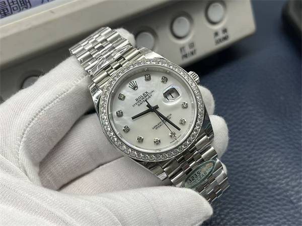 Rolex Men’s Watch 38924 TOP