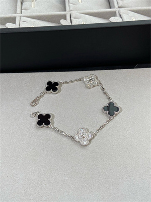 Van Cleef & Arpels Bracelet 39076