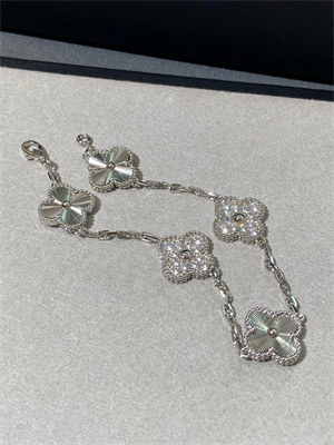 Van Cleef & Arpels Bracelet 39077