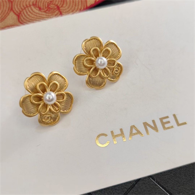 Chanel Earrings 39099