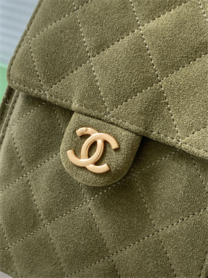 Chanel 25 Medium Handbag Suede Gold Tone Metal Green AS5311