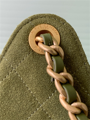 Chanel 25 Small Handbag Suede Gold Tone Metal Green AS5293