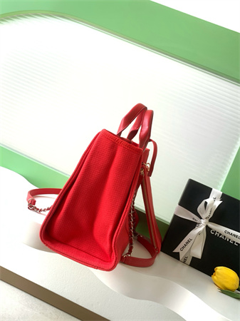 Chanel Deauville Small Shopping Bag Mixed Fibers Gold Tone Metal Red AS3257