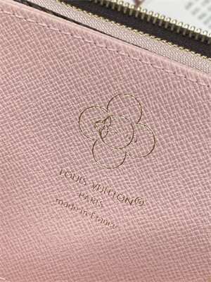 L.V  Zippy Wallet Vivienne Winter Holidays Monogram Canvas Snowy Pearl M26256