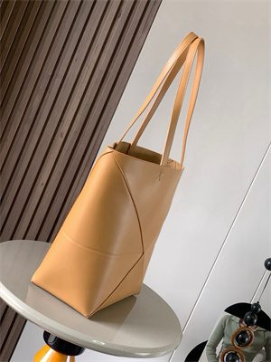 Loewe Medium Puzzle Fold Tote In Shinny Calfskin
