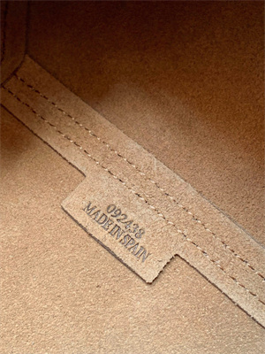 Loewe Medium Puzzle Fold Tote In Shinny Calfskin