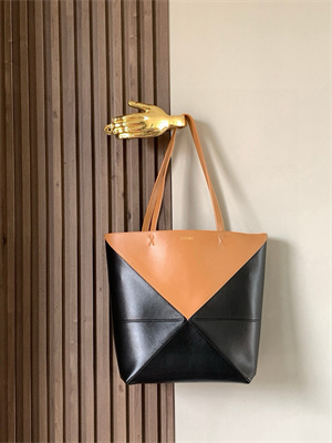 Loewe Medium Puzzle Fold Tote In Shinny Calfskin