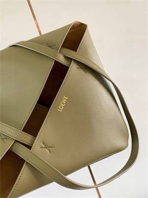 Loewe Medium Puzzle Fold Tote In Shinny Calfskin
