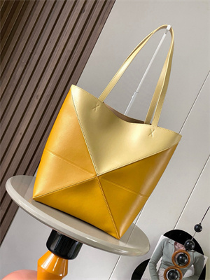 Loewe Medium Puzzle Fold Tote In Shinny Calfskin