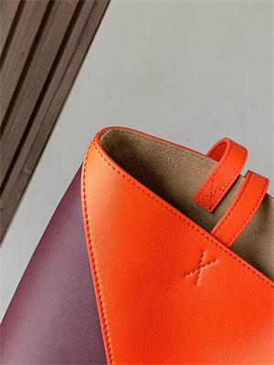 Loewe Medium Puzzle Fold Tote In Shinny Calfskin