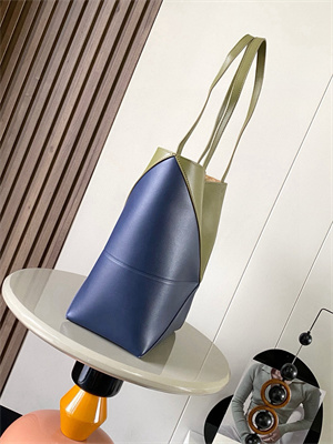 Loewe Medium Puzzle Fold Tote In Shinny Calfskin