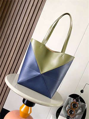 Loewe Medium Puzzle Fold Tote In Shinny Calfskin